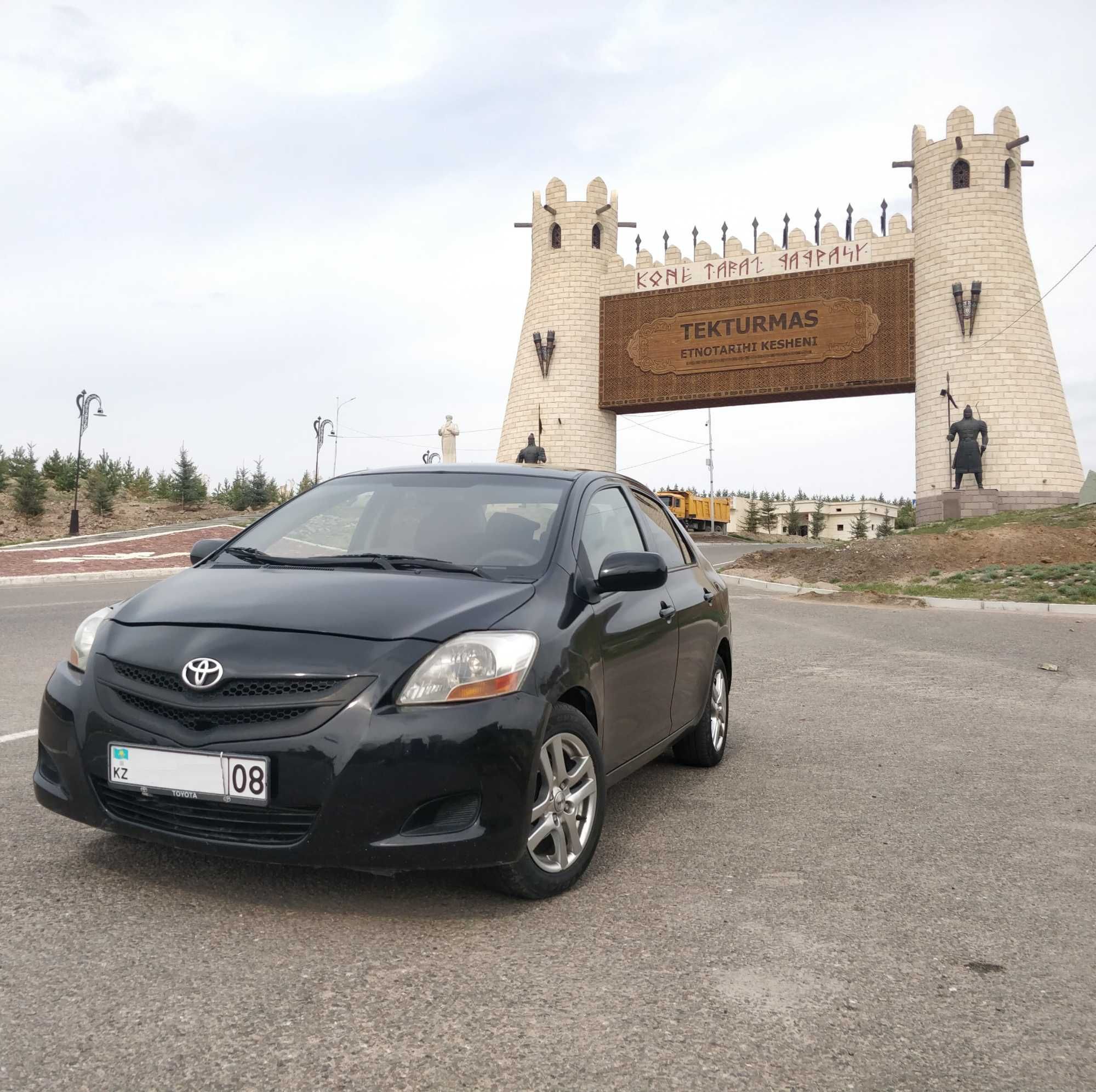 Toyota Yaris/2011/ Сел и поехал/ Каз учет/1,5/ АКПП/ экономия/ америка