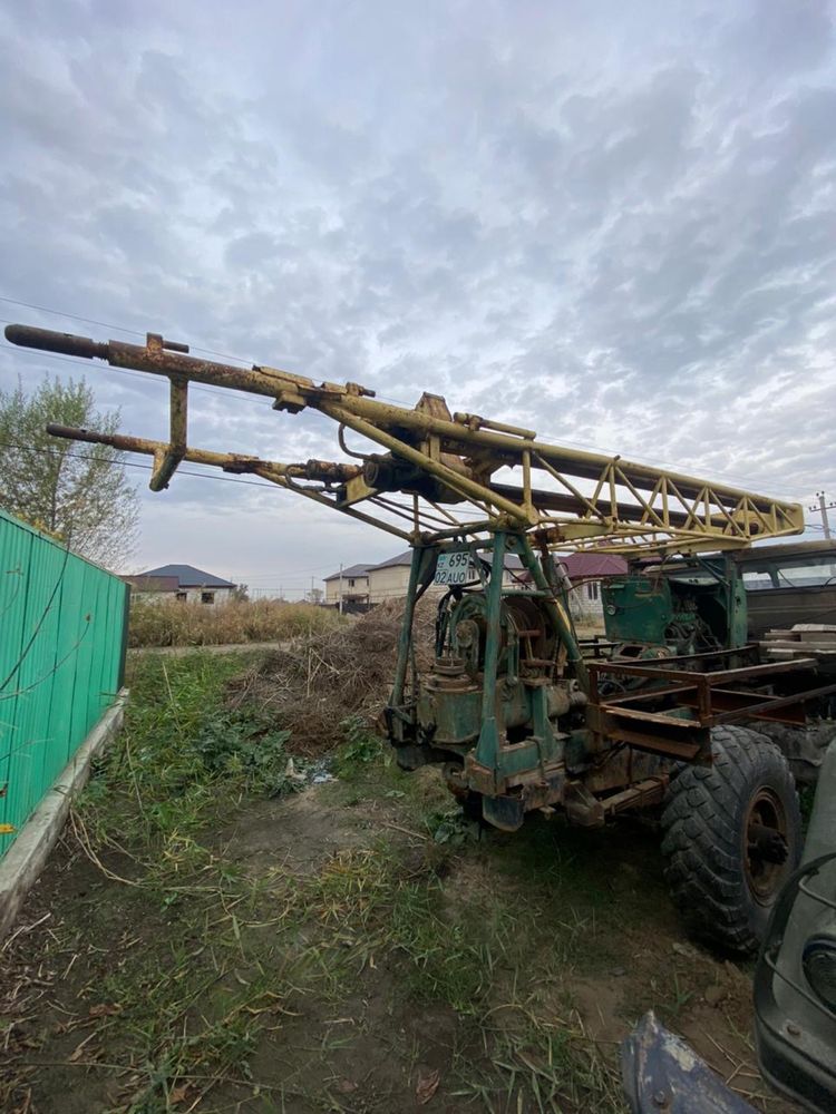 Буровой станок УГБ ВС-1