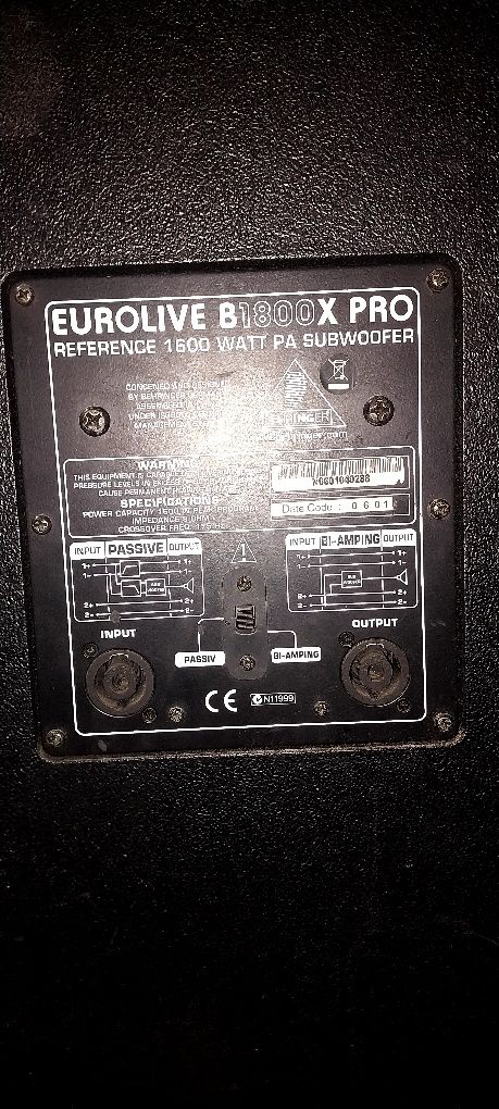 Behringer , Mackie комплект.