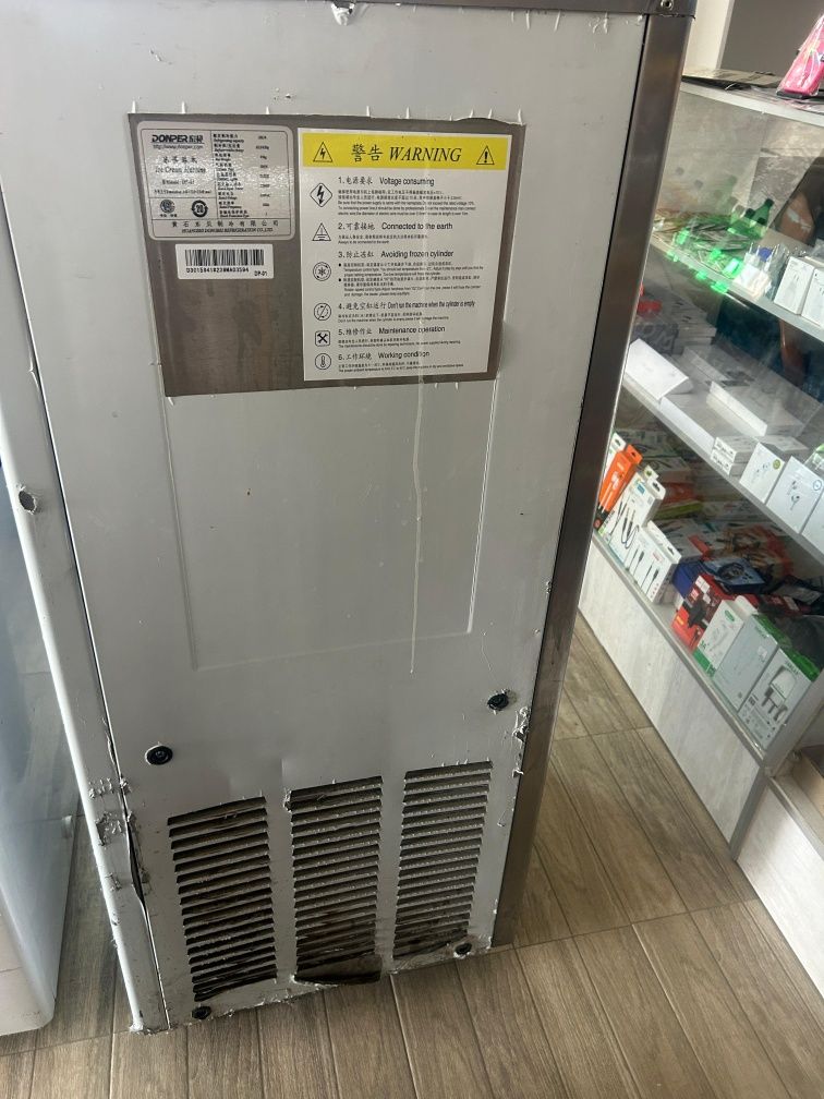 Продам аппарат мороженое