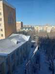 Срочно продам 2-х комнатную квартиру улучшенной планировки в центре.