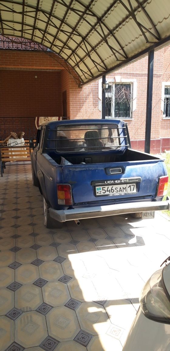 Нива пикап нива екі есікті бір жерден сатылады жағдайы жақсы