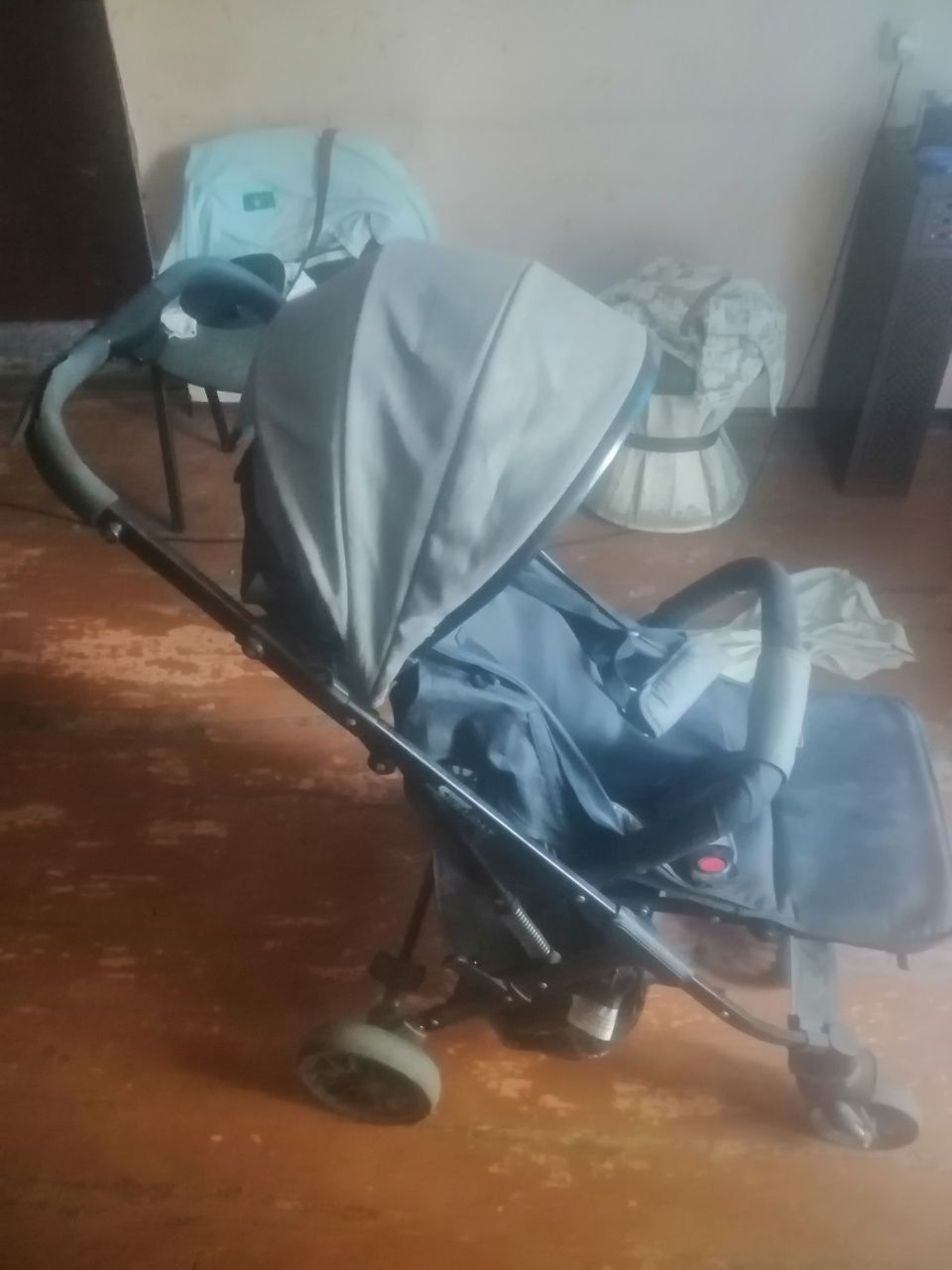 Продам коляску детскую