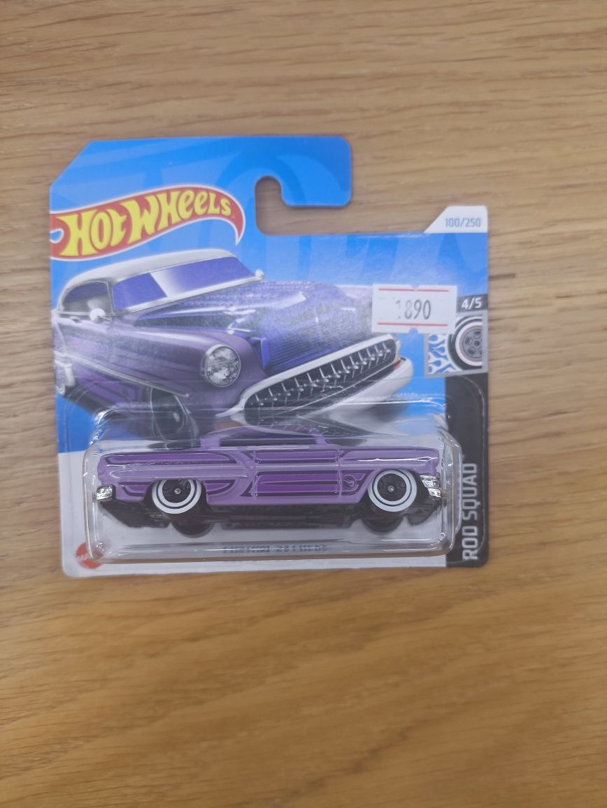 Продаю машинку хотвилс custom '53 CHEVY TH