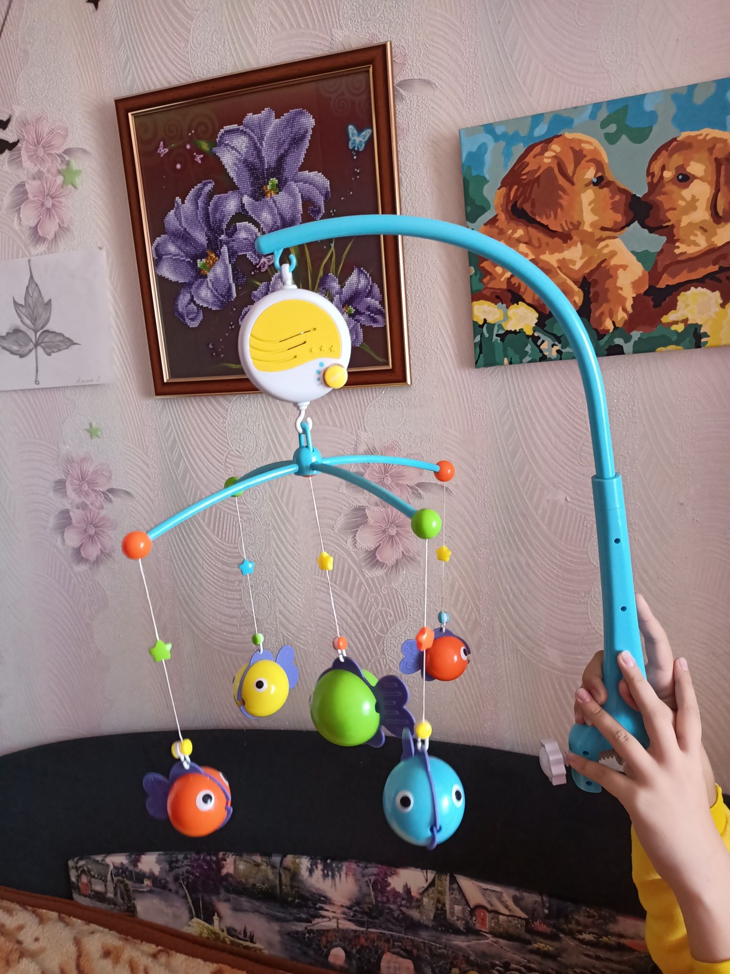 Мобиль на детскую кроватку