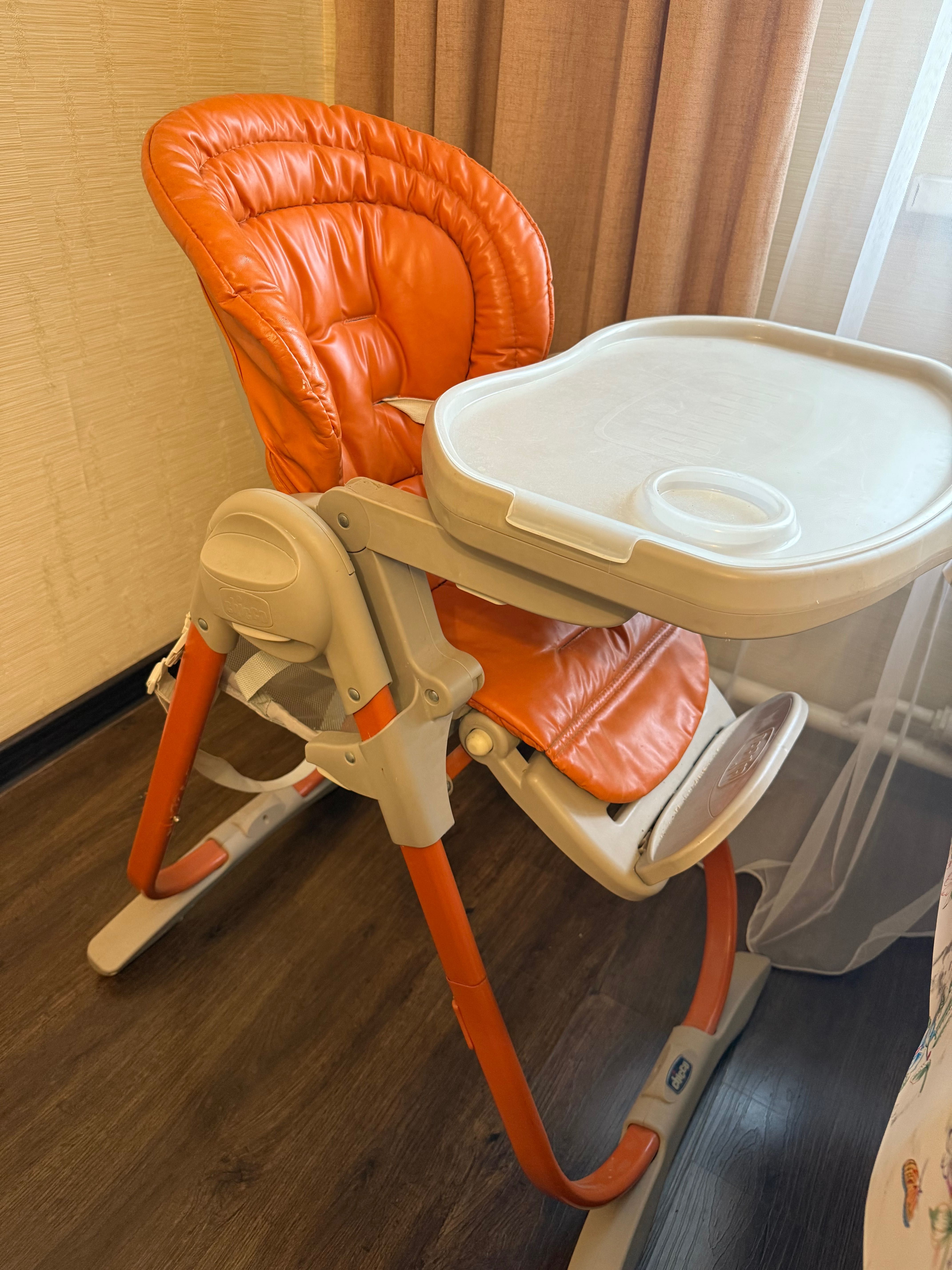 Стульчик для кормления Chicco