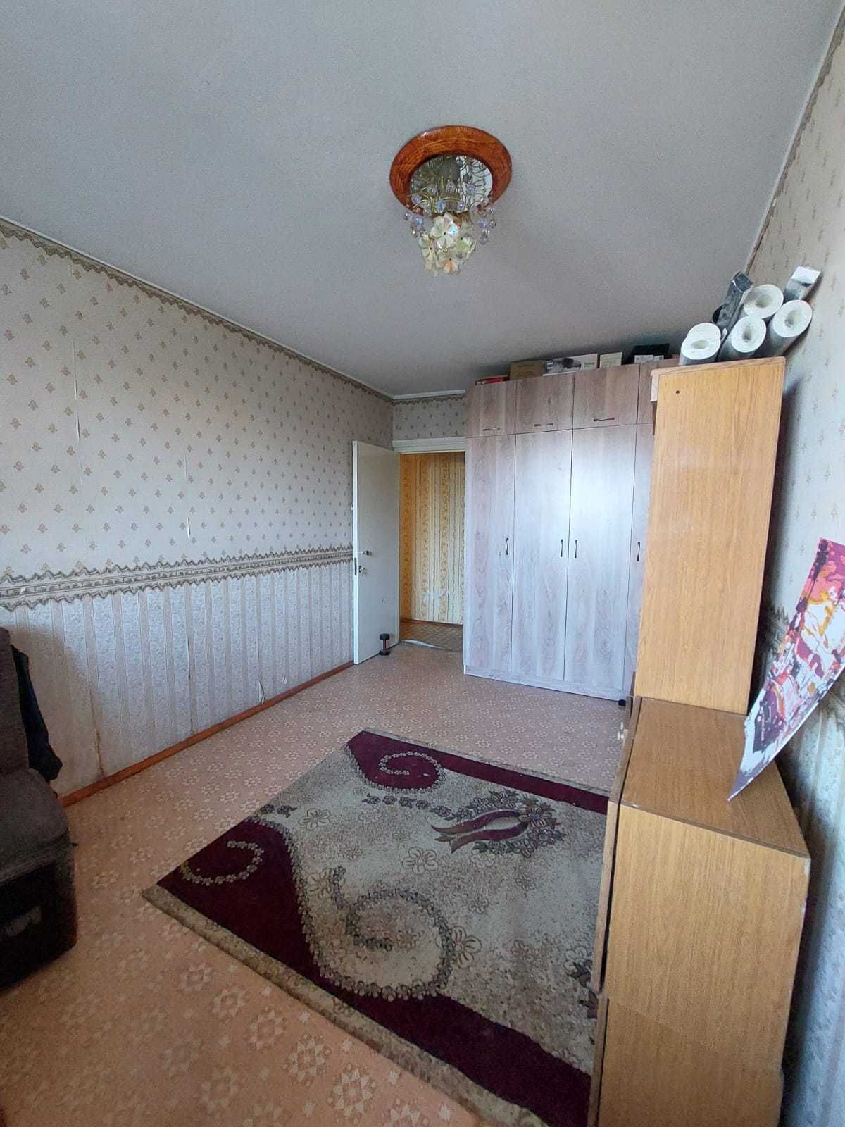 Продам 3-х Комнатную Квартиру