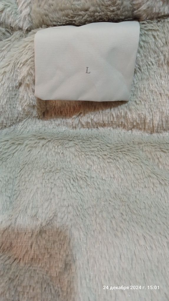 Продам парку, зимняя
