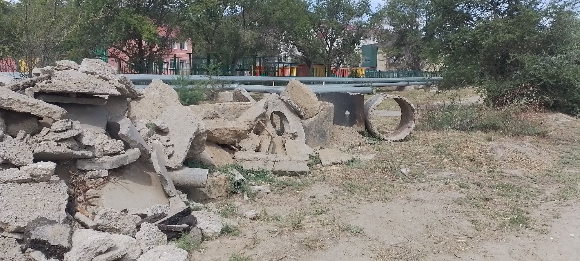 Отдам бесплатно строительные отходы.