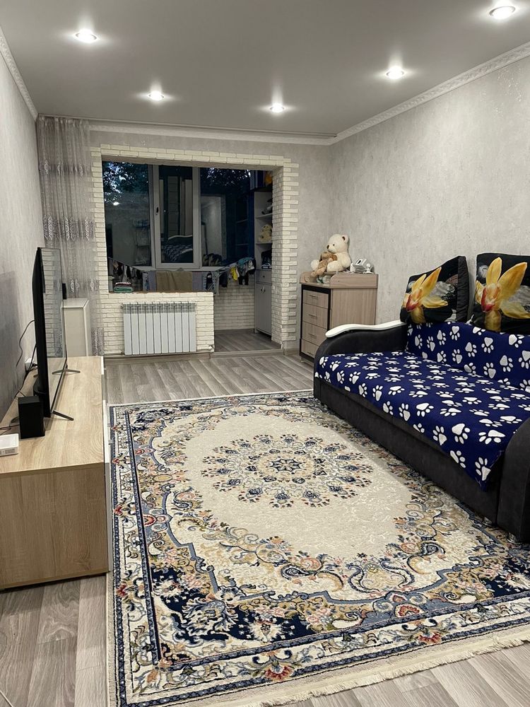 Продам 2 комнатную квартиру