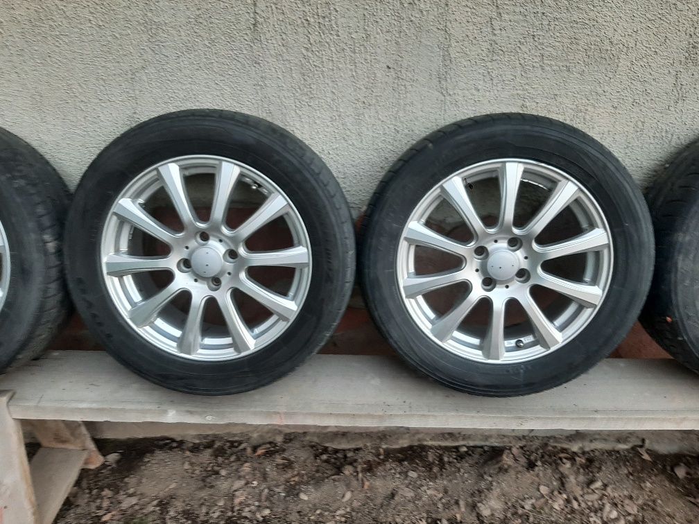 Продам диски почти новые