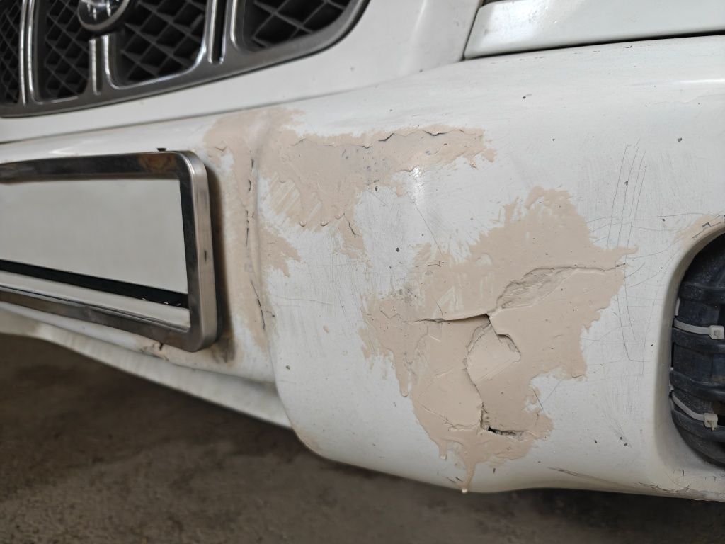 Бампер передний Subaru forester