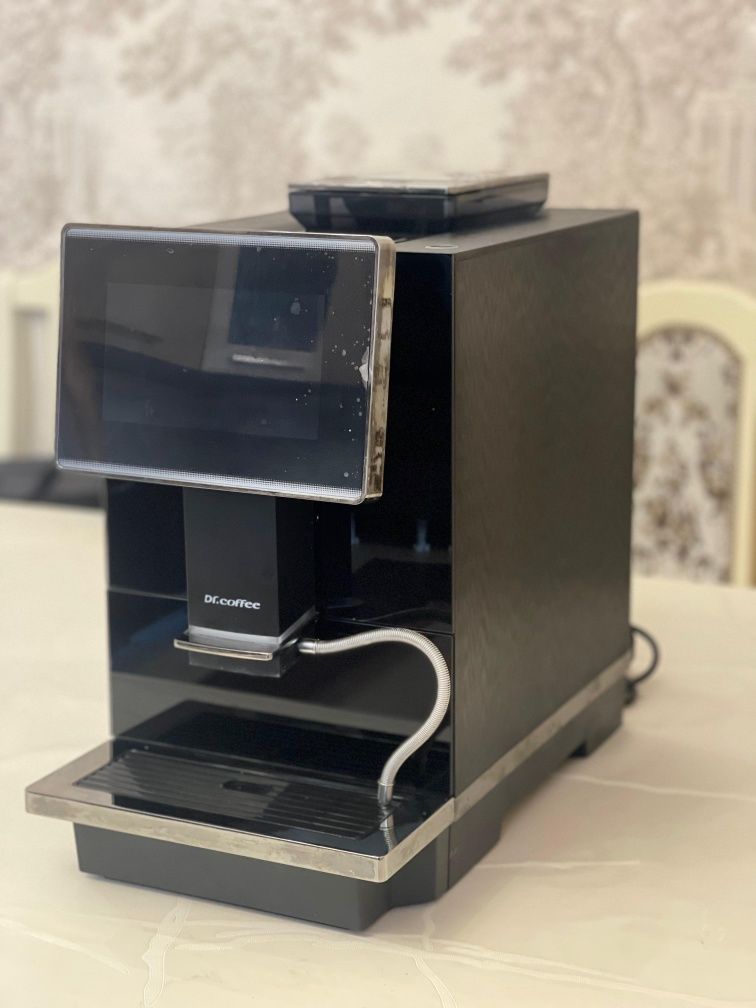 Кофемашина  Dr.Coffee C11L черный