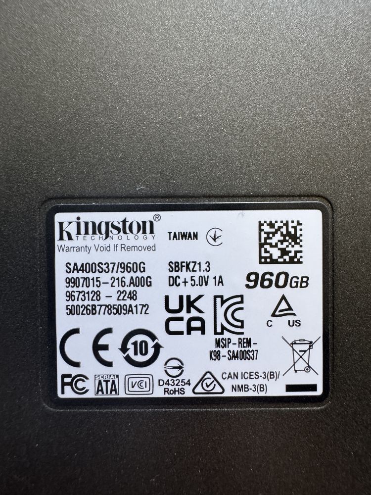 SSD накопитель Kingston 1TB (SA400S37/960G)