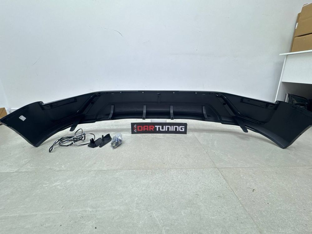 Губа переднего бампера Toyota Land Cruiser 200