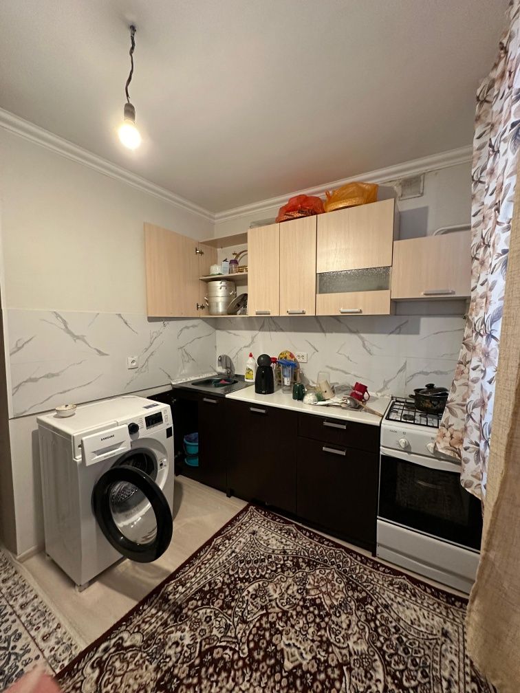 2-комнатная квартира 55м-5/5 этаж по месячно .
