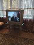 Телевизор LG , с подставкой