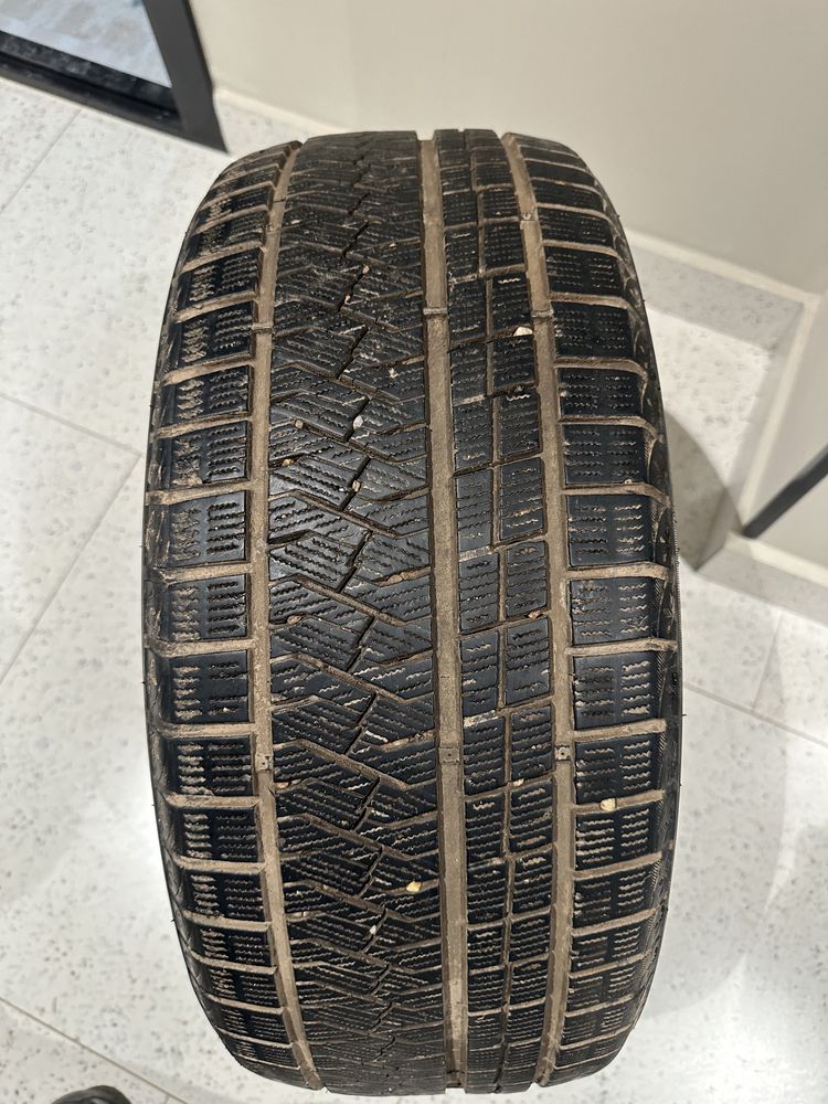 225/45 R18 Одна шина