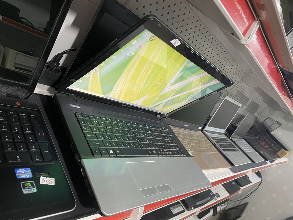 Ноутбук большой экран! OЗУ 12Gb! SSD 256Gb!