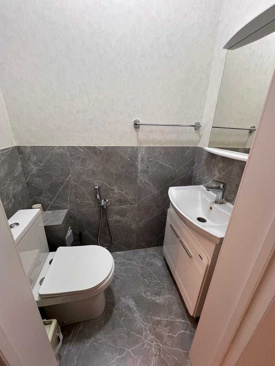 Продается 3 комн квартира в ЖК Жана Алтай в самом центре