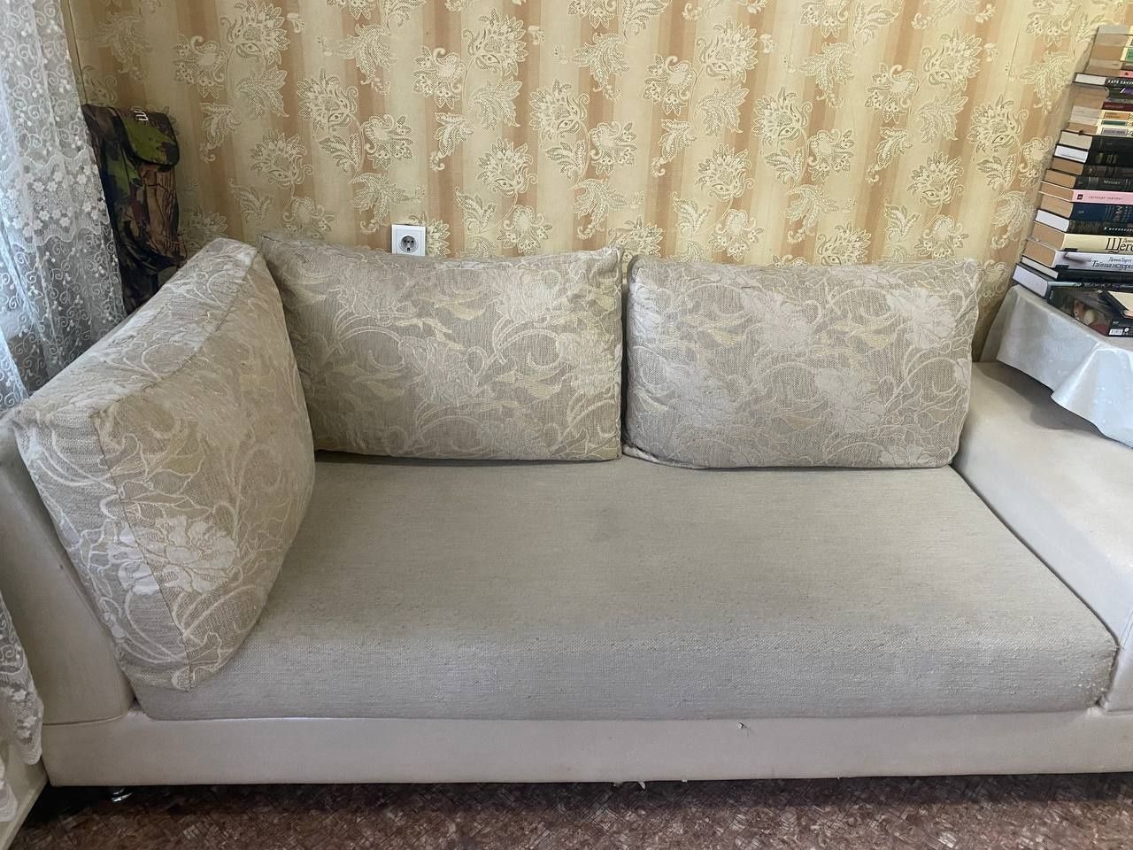 Продам угловой диван