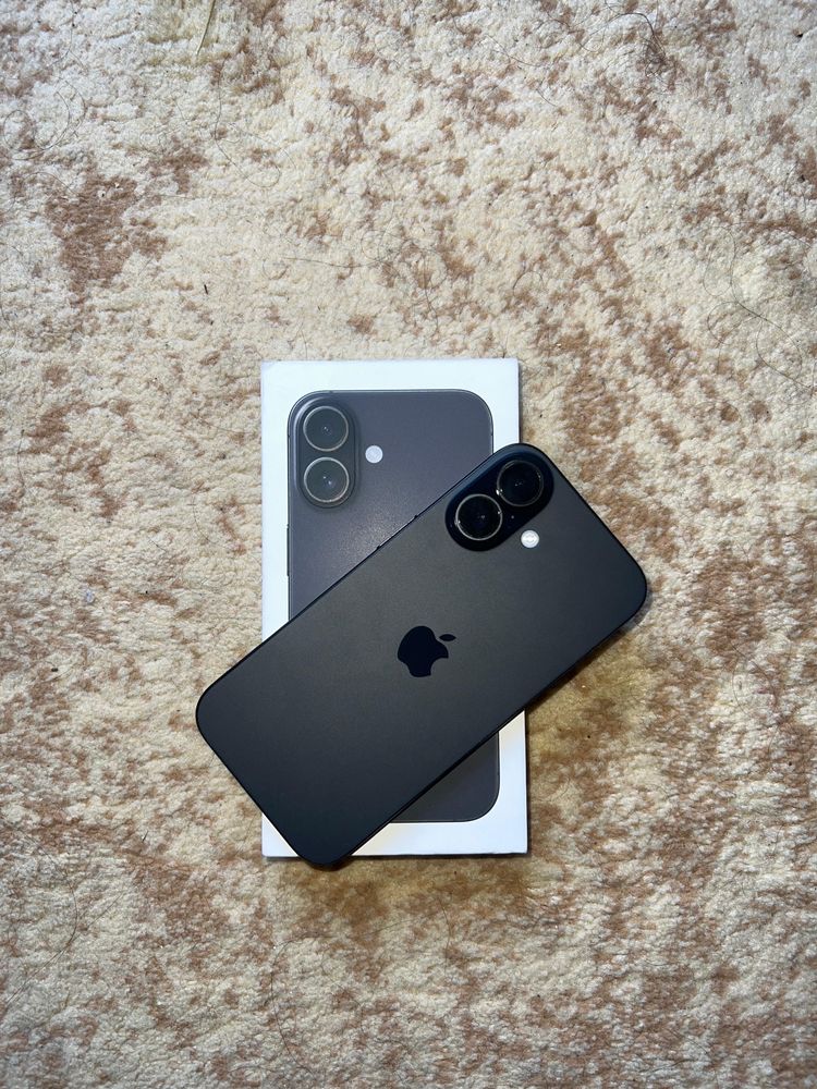 IPhone 16 с каробкой