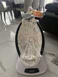 Кресло качалка mamaRoo