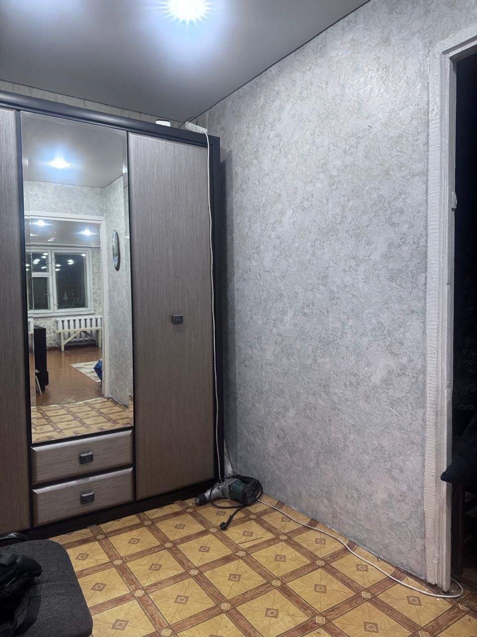 Продам 2 комнатную квартиру 5/6
