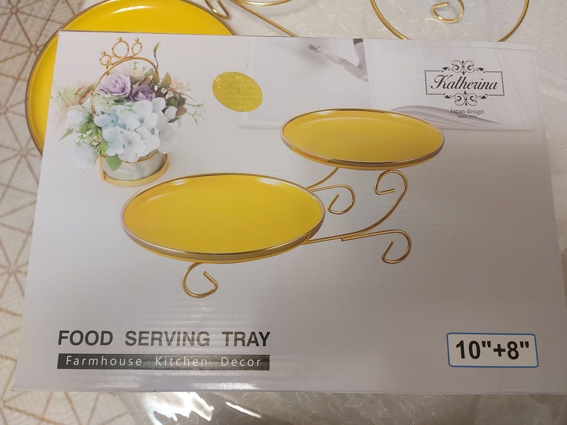 Продам вазу на стойке