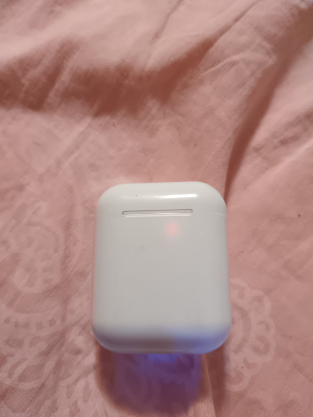 Airpods. Airpods