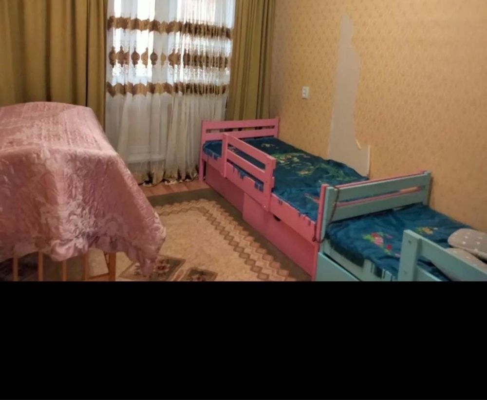 Кровать детская из дерева
