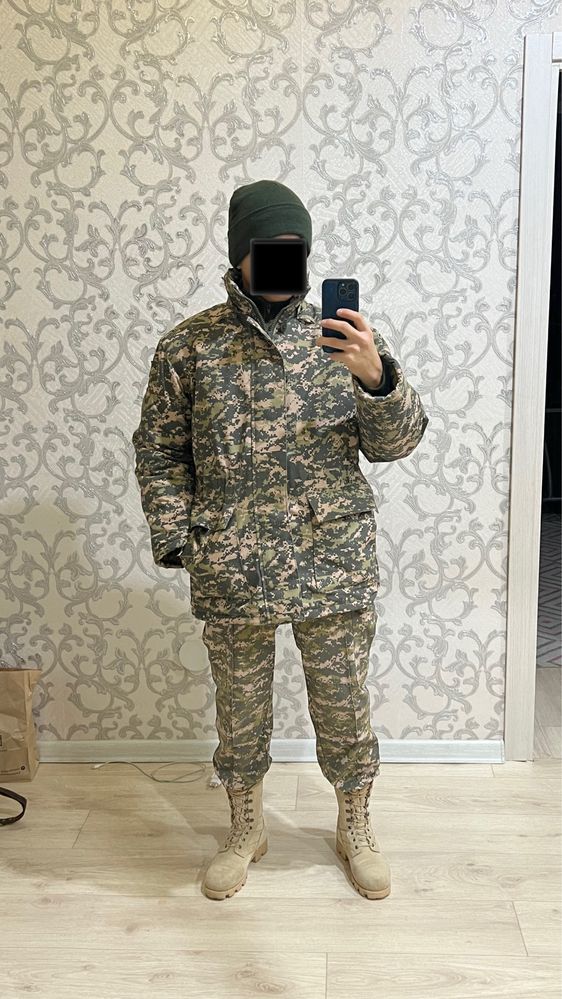 Бушлат военный.