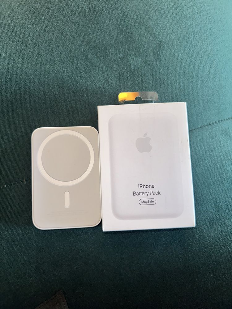 Внешний аккумулятор Apple MagSafe Battery Pack 1460 мАч белый