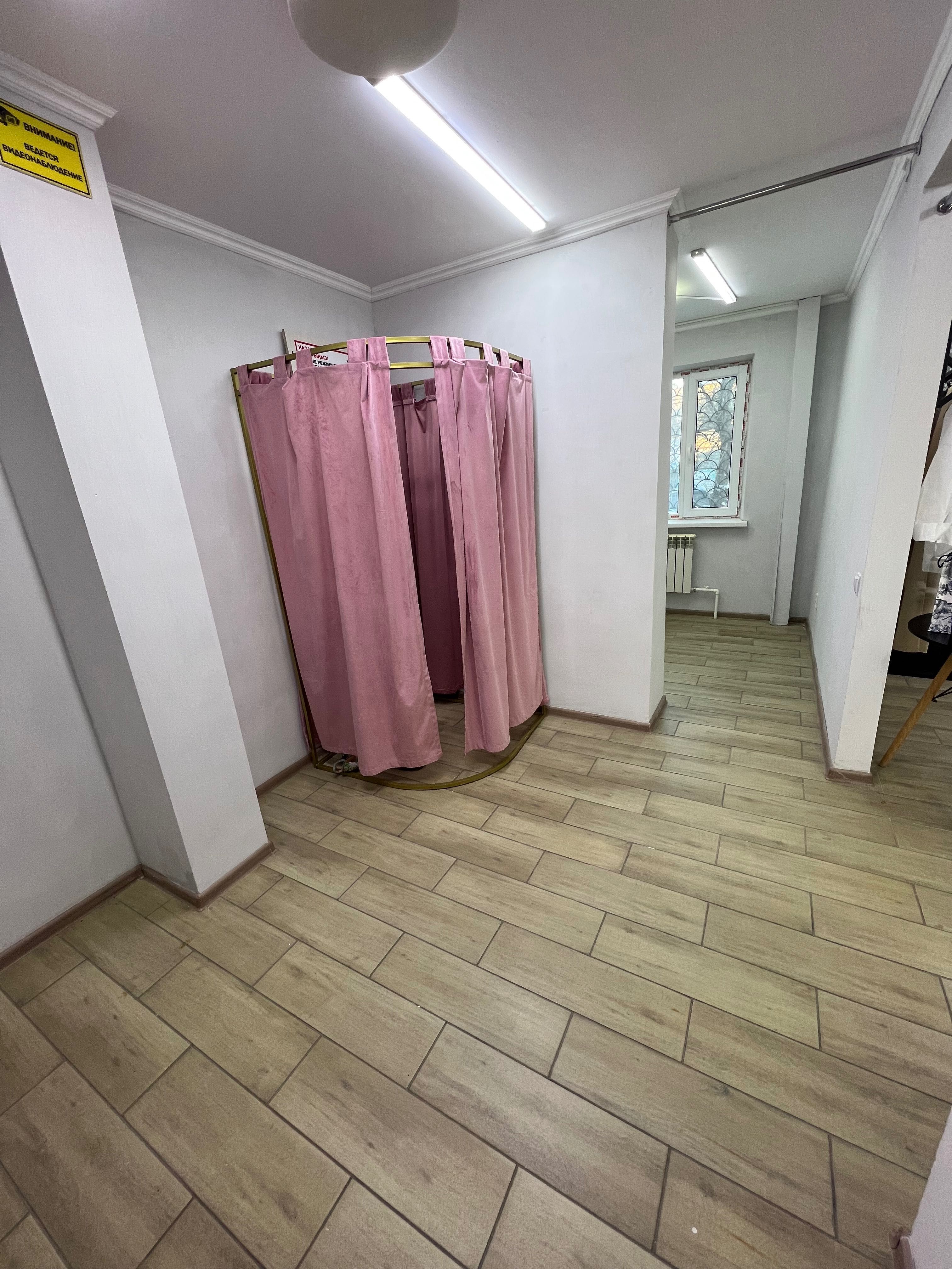 Кабинеты и торговые помещения в центре Жезказгана