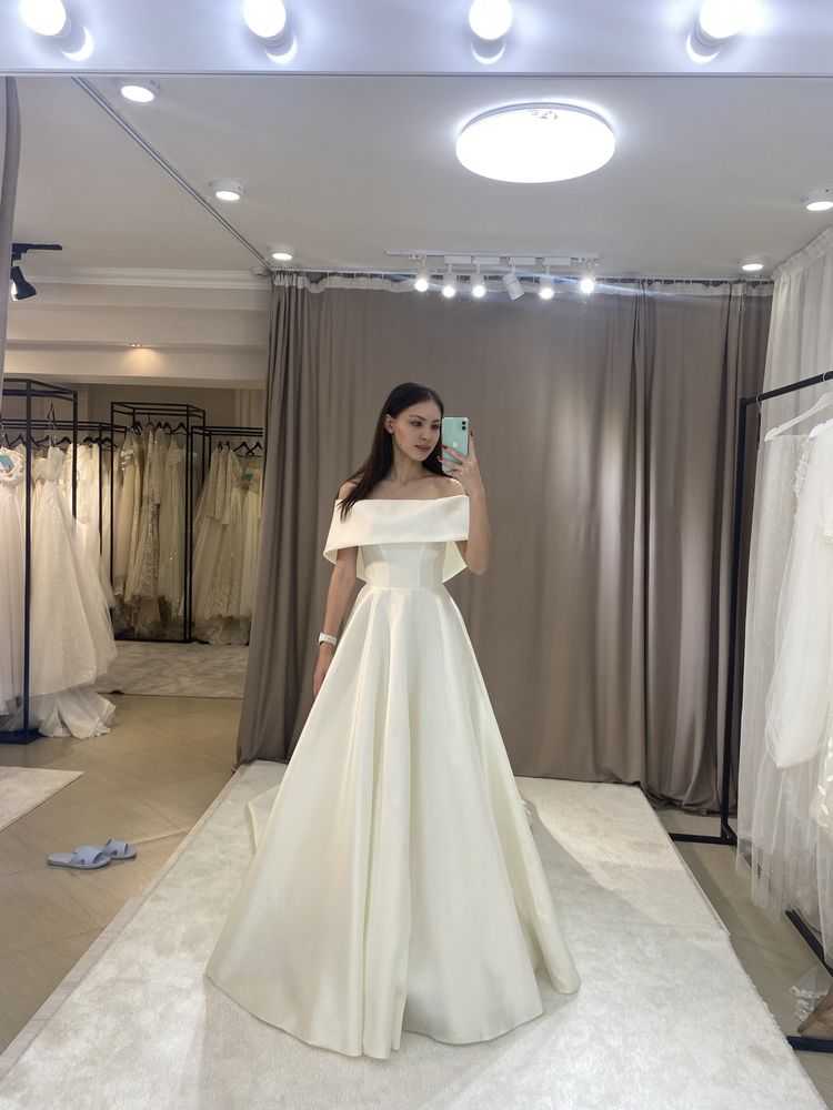 Свадебное платье White Swan