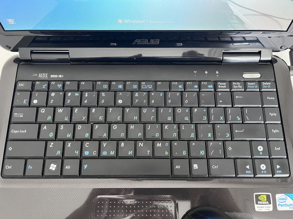 Ноутбук Asus