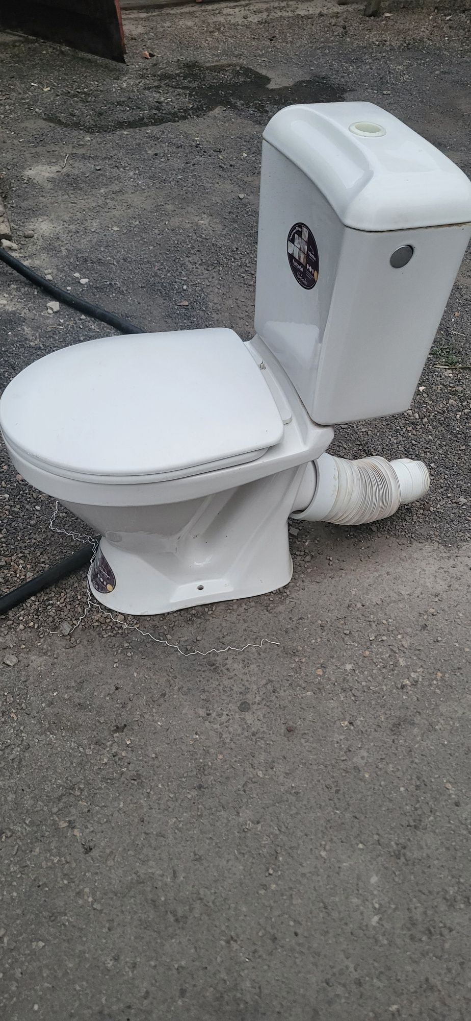 Продам унитаз б/у