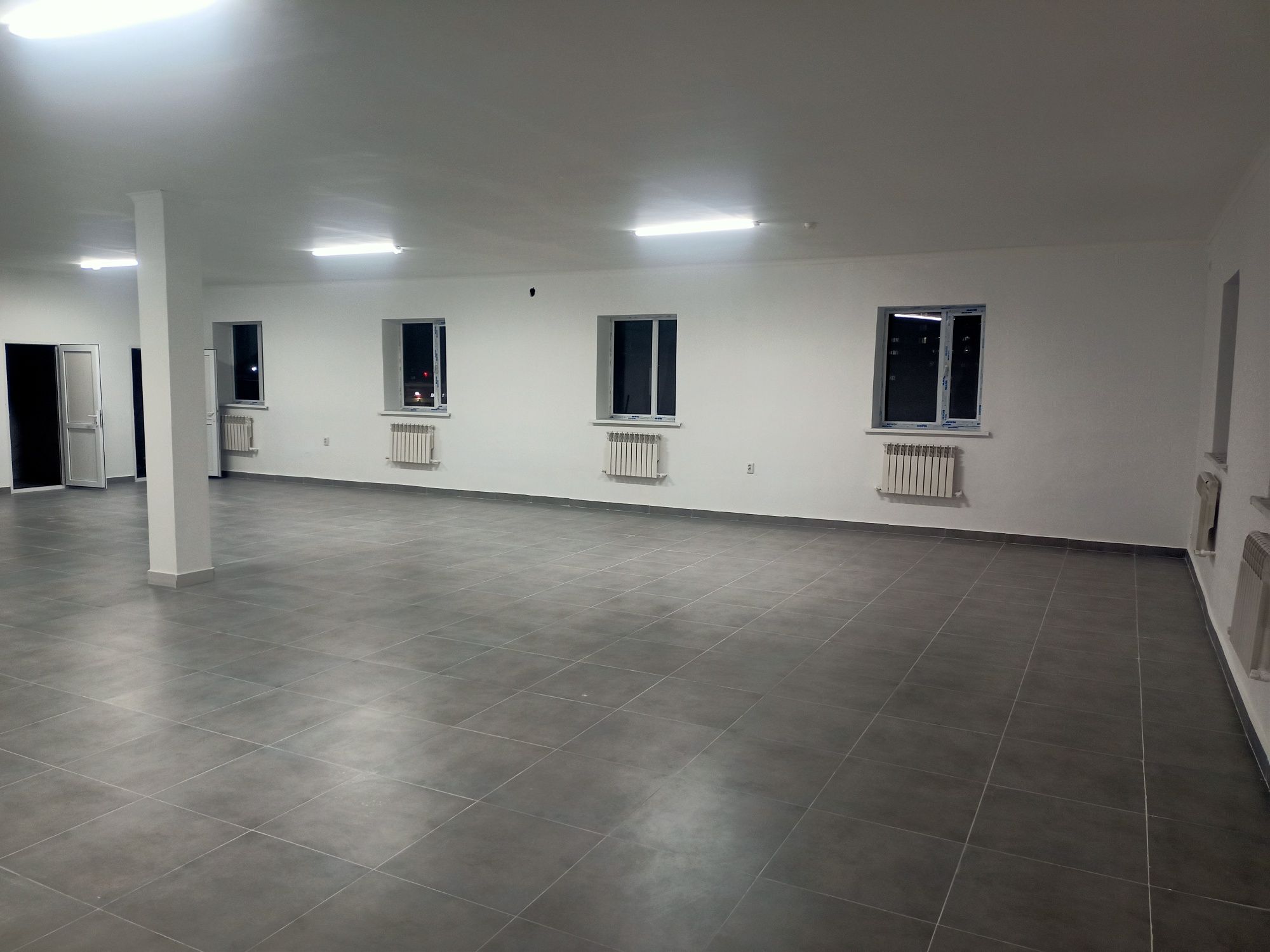 Сдам в аренду помещения 180 м2, Нурсити 3мкр.