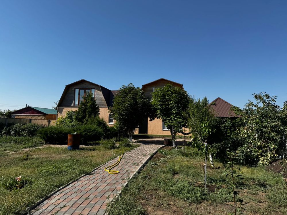 Продам дом в 11 микрорайоне