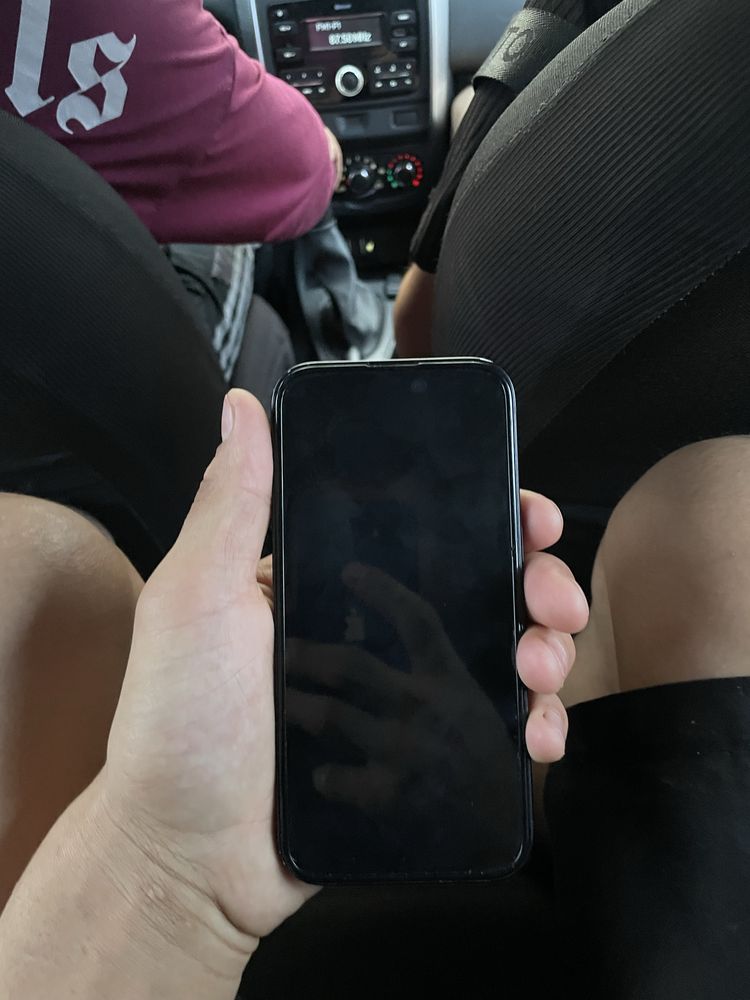 Iphone 15  128гб