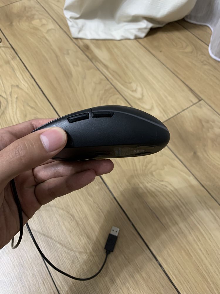 Logitech G102 + коврик для мышки