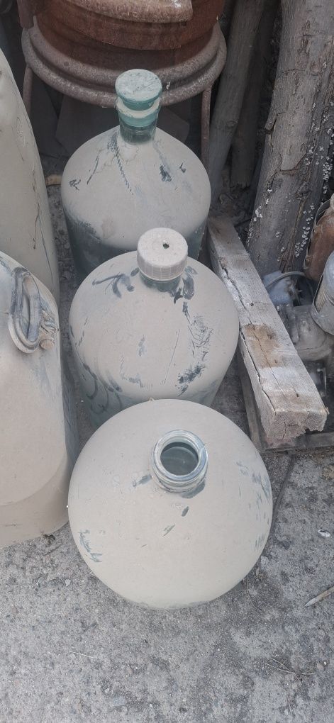 Продам ёмкости, бутыли