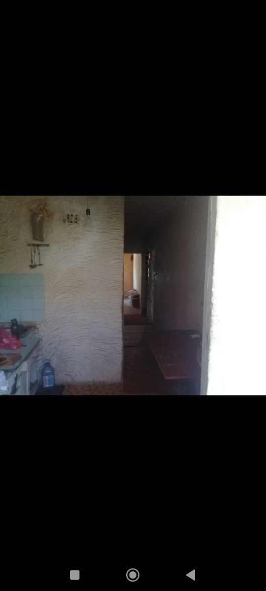 Продам 4 комнатную квартиру