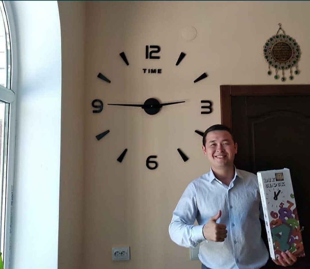 Продам 3Д часы-стикер