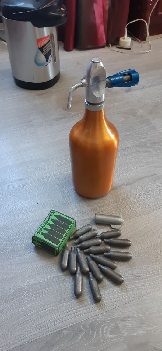 Продаю  Сифон для Газированой Воды