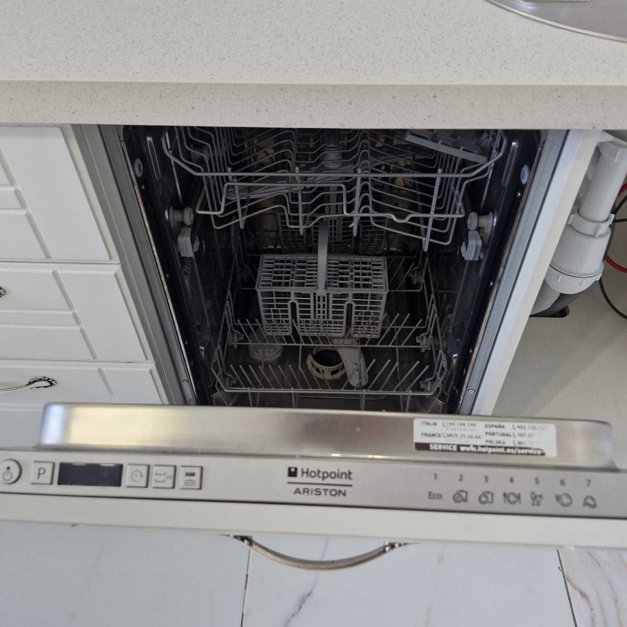Продам двухкомнатную квартиру в элитном доме на юбилейной с мебелью