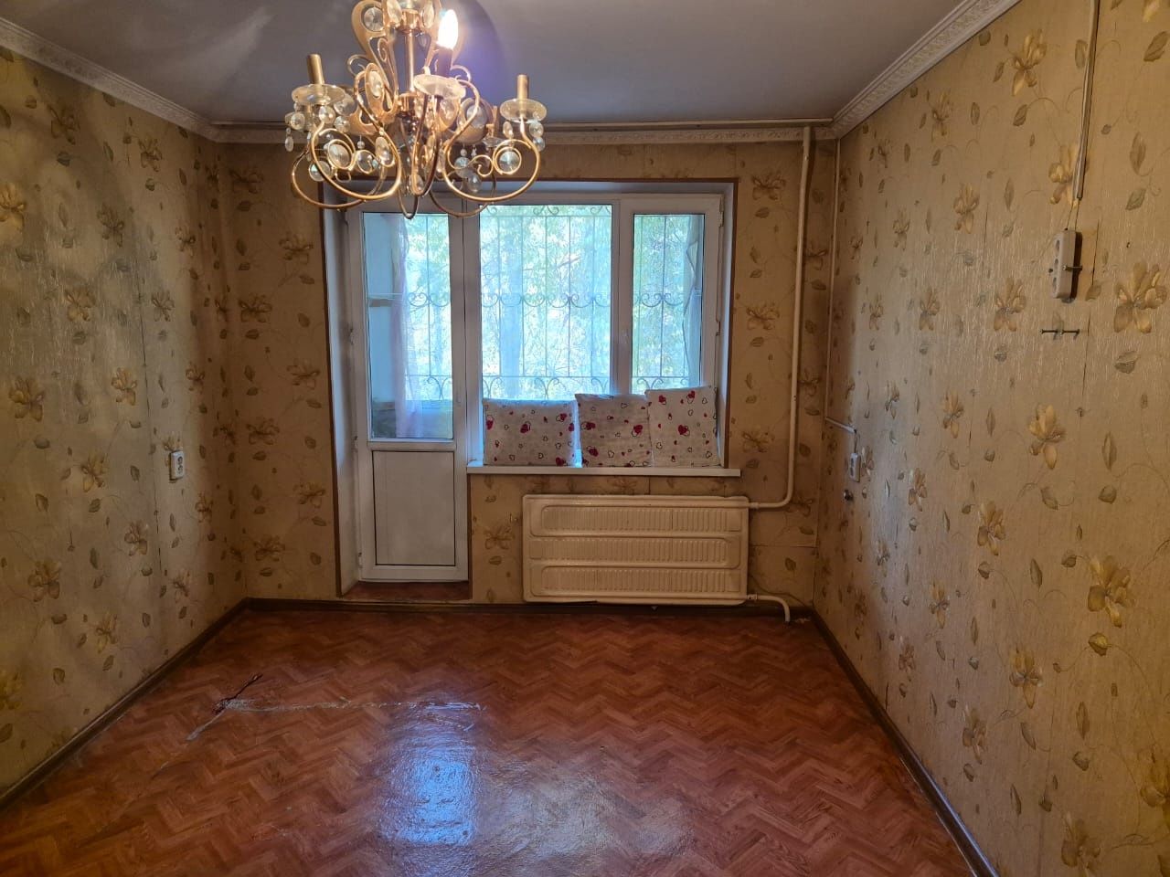 7 мкр. 23 дом  2 ком 2 этажь