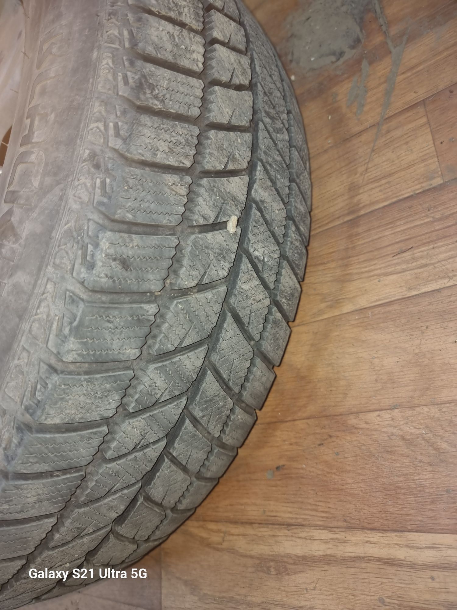 Диски оригинал RAV4 R17 с резиной 225*65