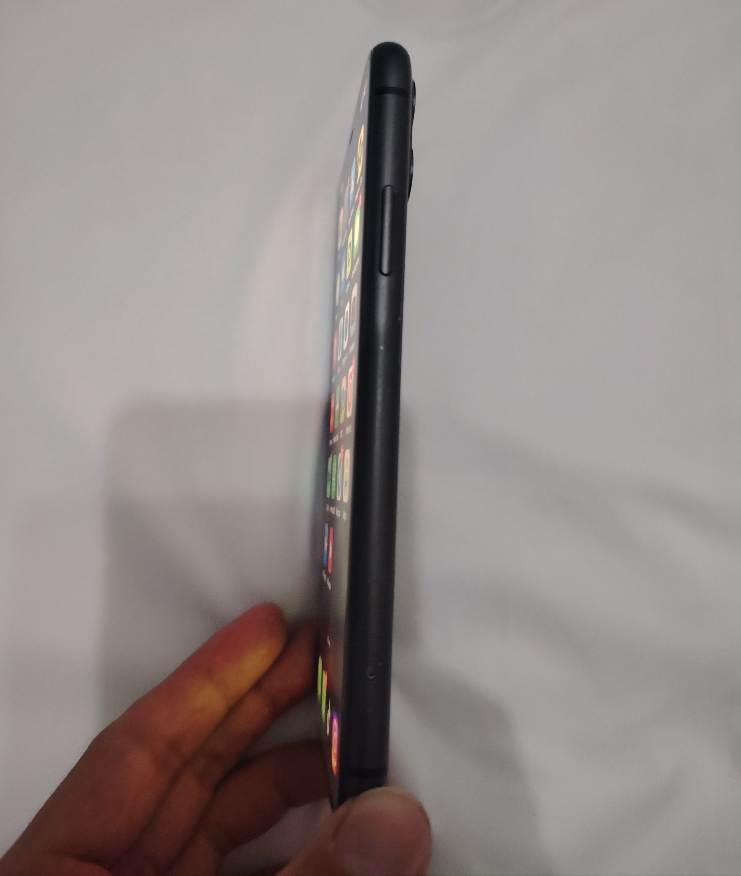 IPhone 11  память 128гб