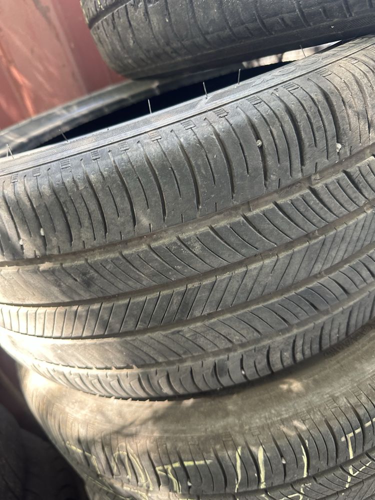 225/45/17 Hankook